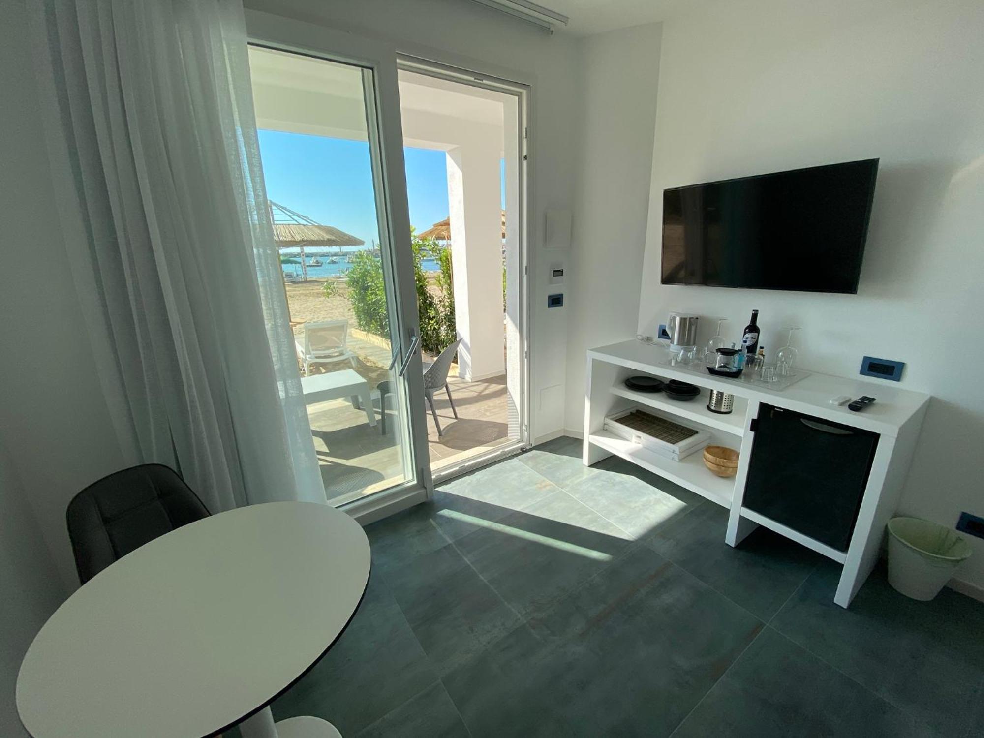 Marina Bay Beach Hotel Peschici Dış mekan fotoğraf